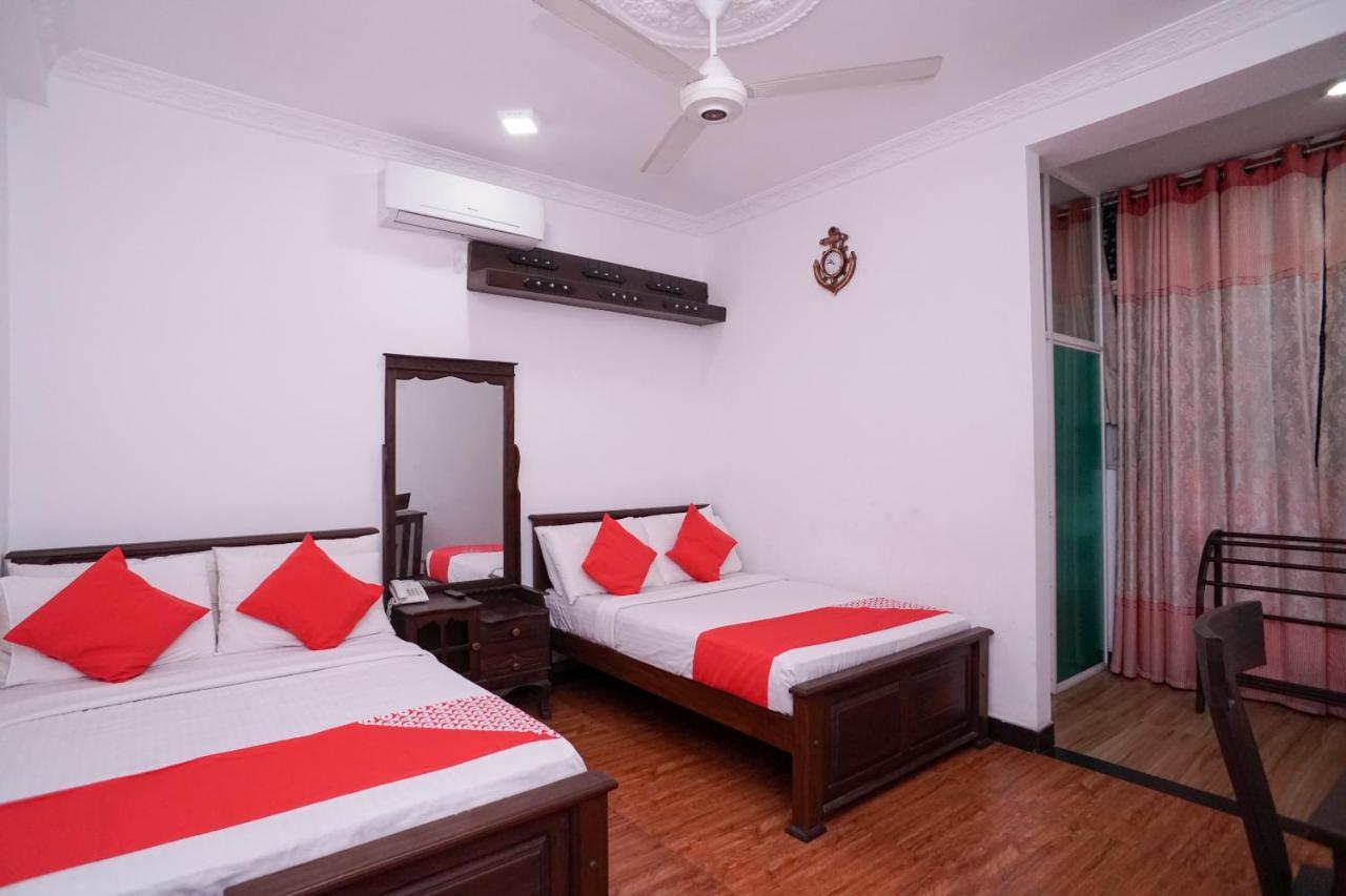 Shirantha Hotel Galle Exterior photo